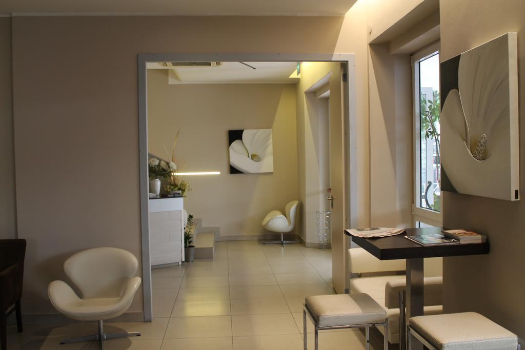 Hotel Sant'Elena リミニ エクステリア 写真