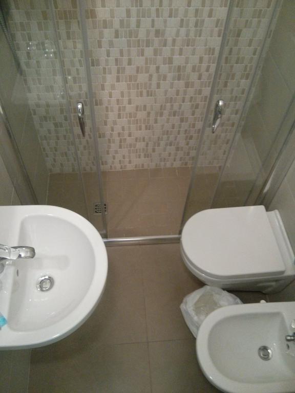 Hotel Sant'Elena リミニ 部屋 写真