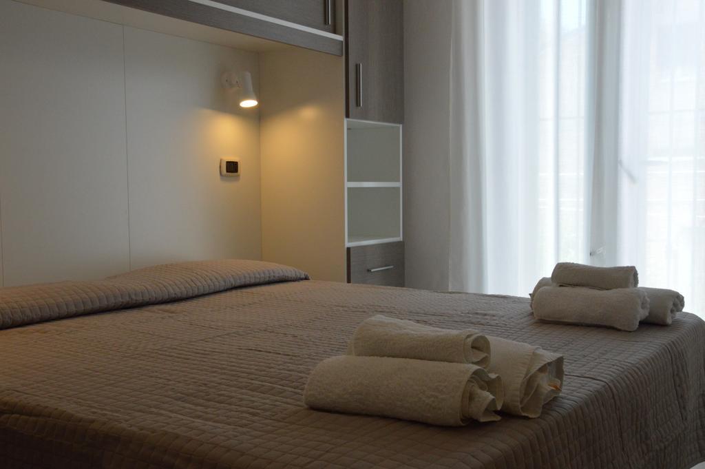 Hotel Sant'Elena リミニ 部屋 写真